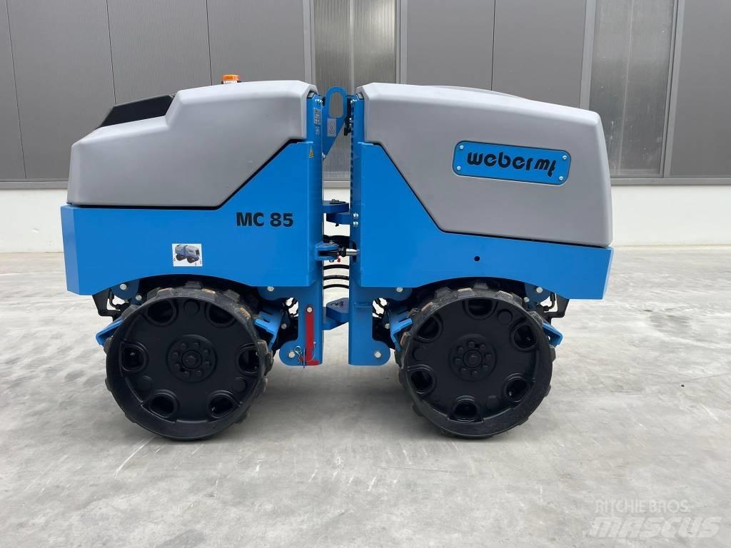 Weber MC 85 Erdbauwalzen