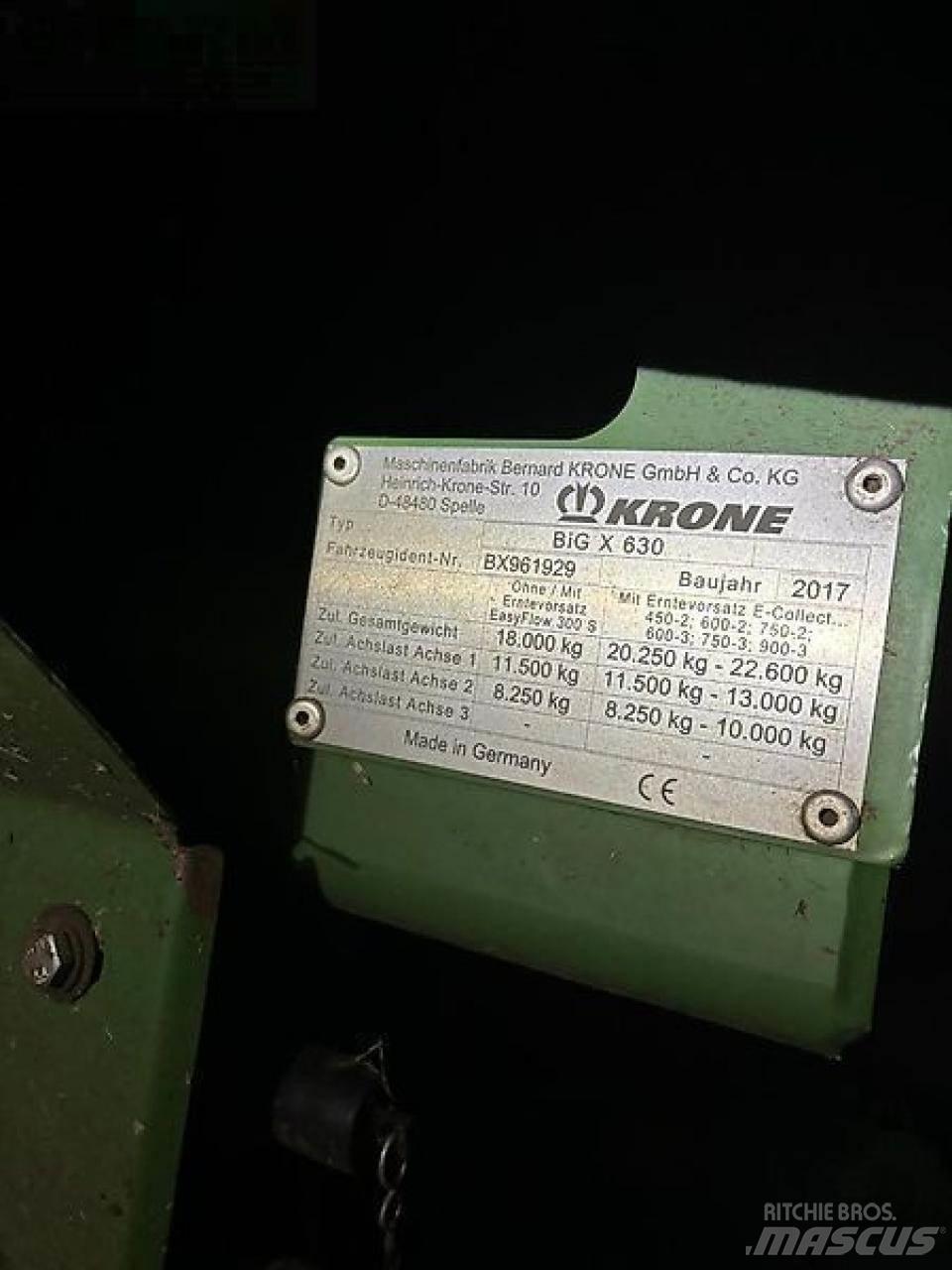 Krone big x 630 Selbstfahrende Häcksler