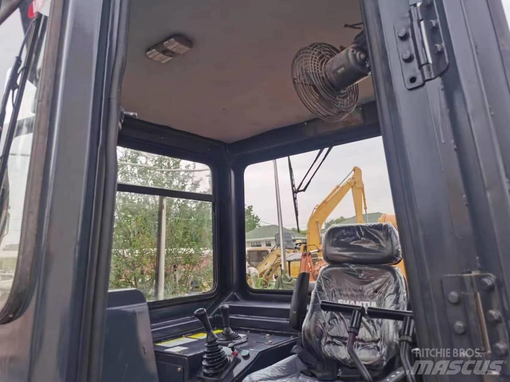 Shantui SD 32 Bulldozer