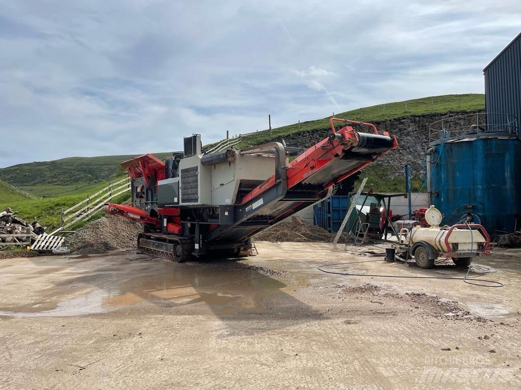 Sandvik QI340 Mobile Brecher