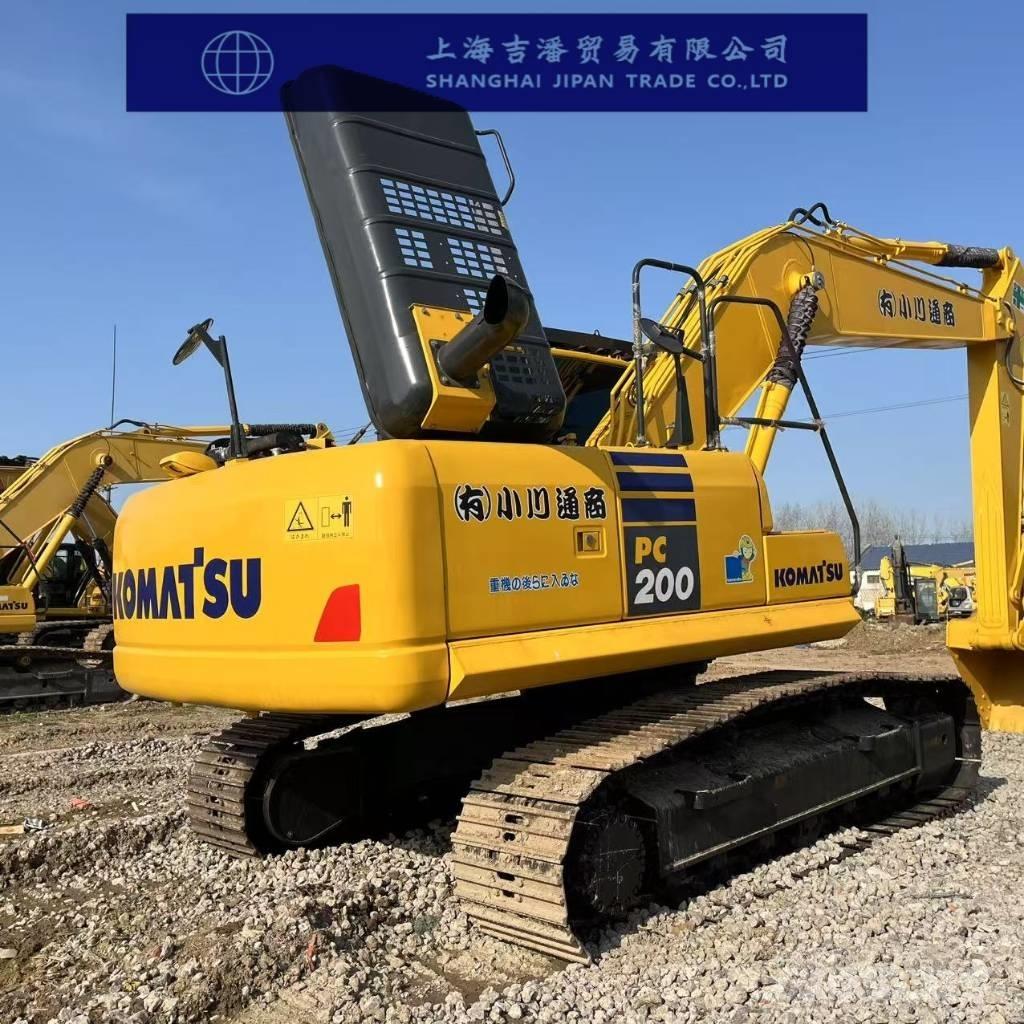 Komatsu PC 200-8 Raupenbagger