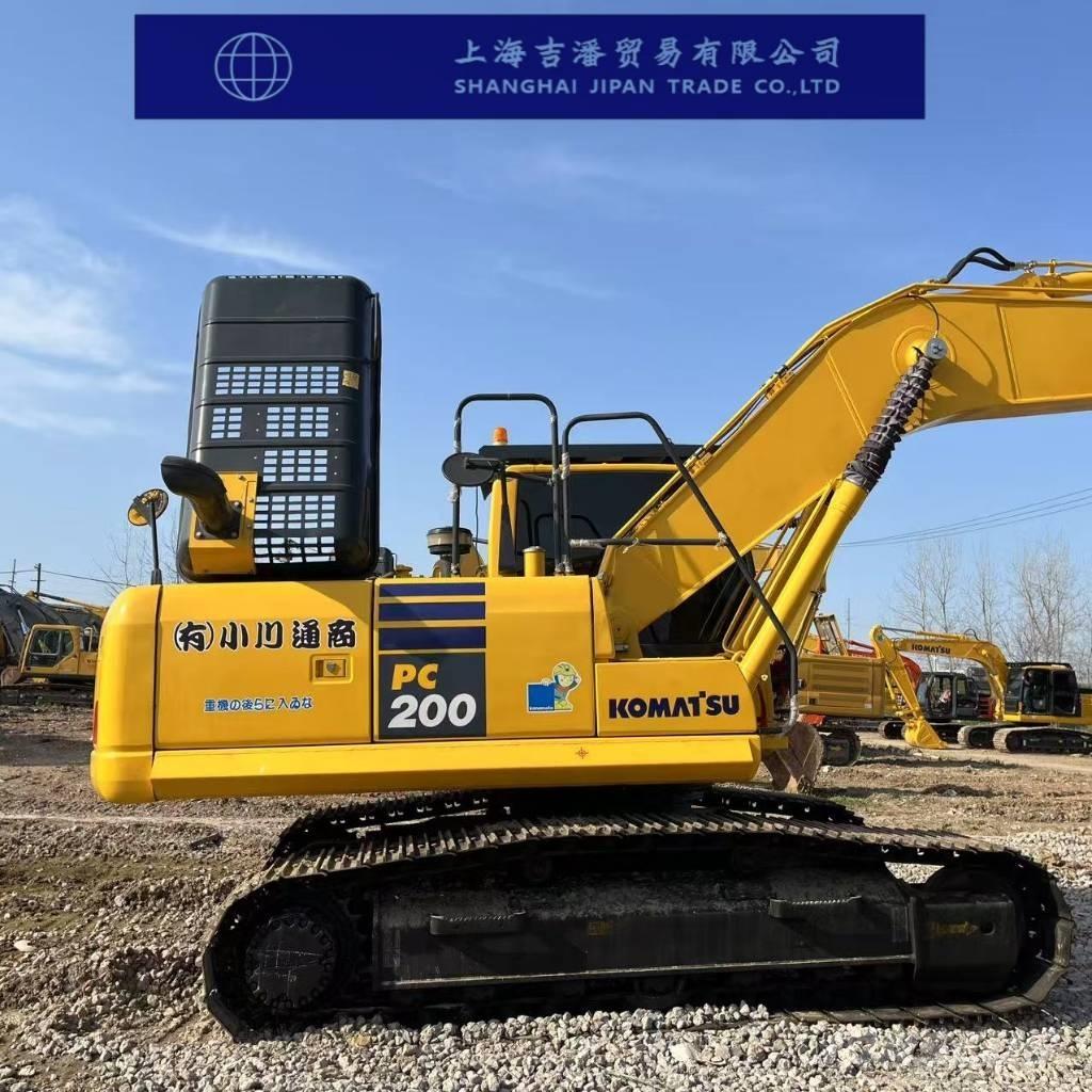Komatsu PC 200-8 Raupenbagger