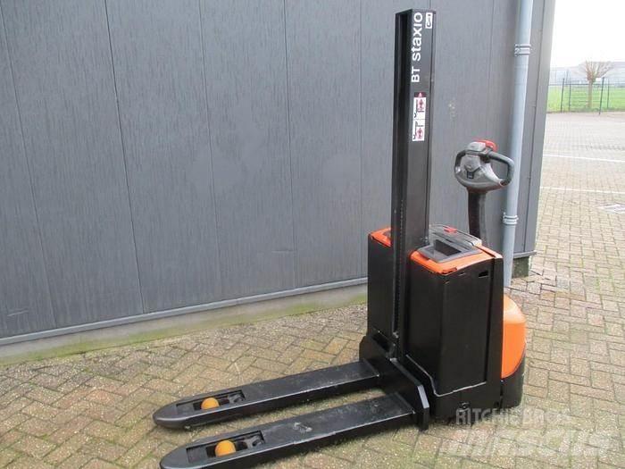 BT SWE 080L Deichselstapler