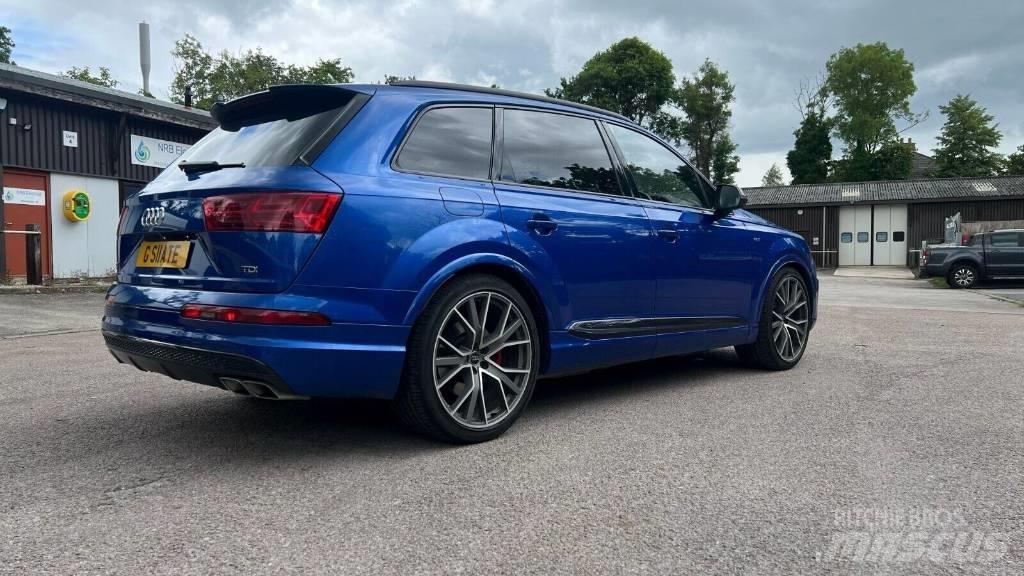 Audi SQ7 PKWs