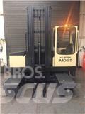 Hubtex MD25 Seitenstapler