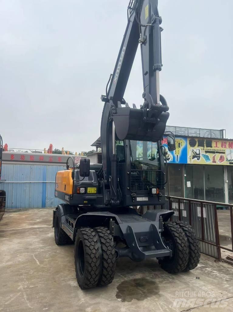 Xinyuan C80-4 Mobilbagger