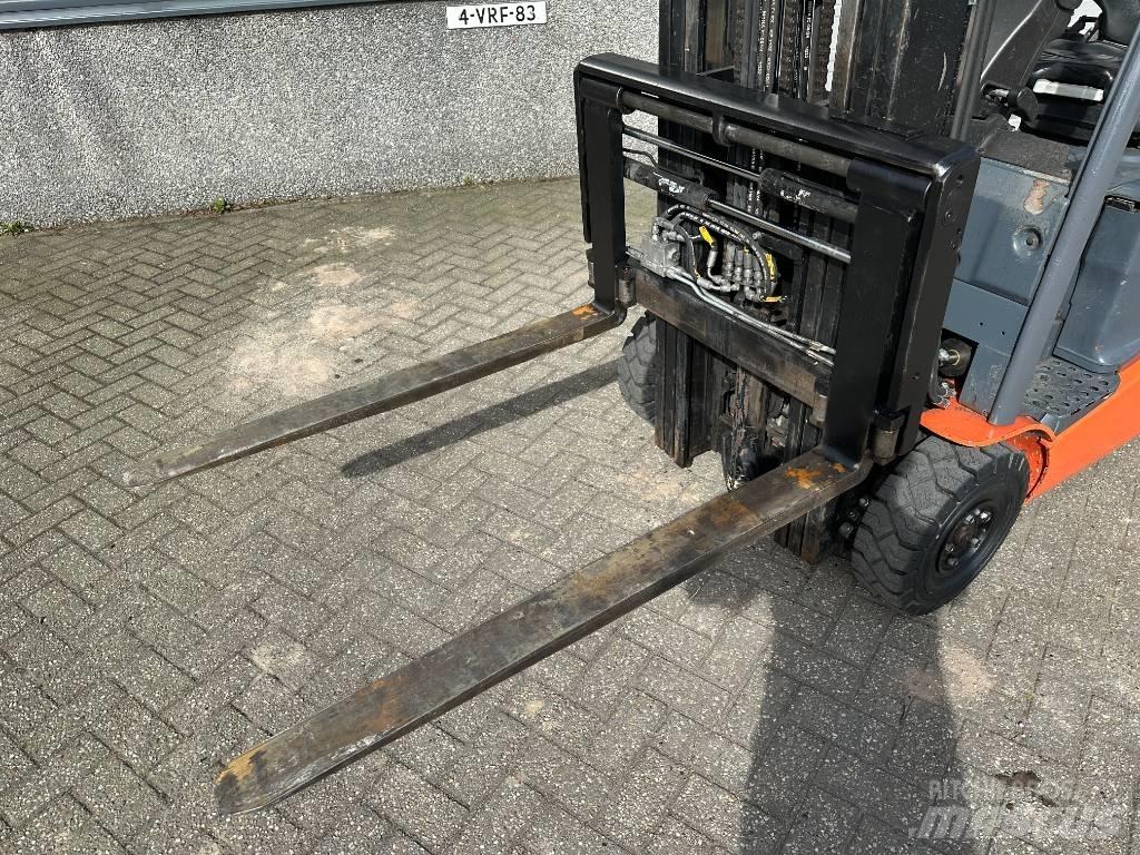 Toyota 8 FBEK 16 T Elektrostapler
