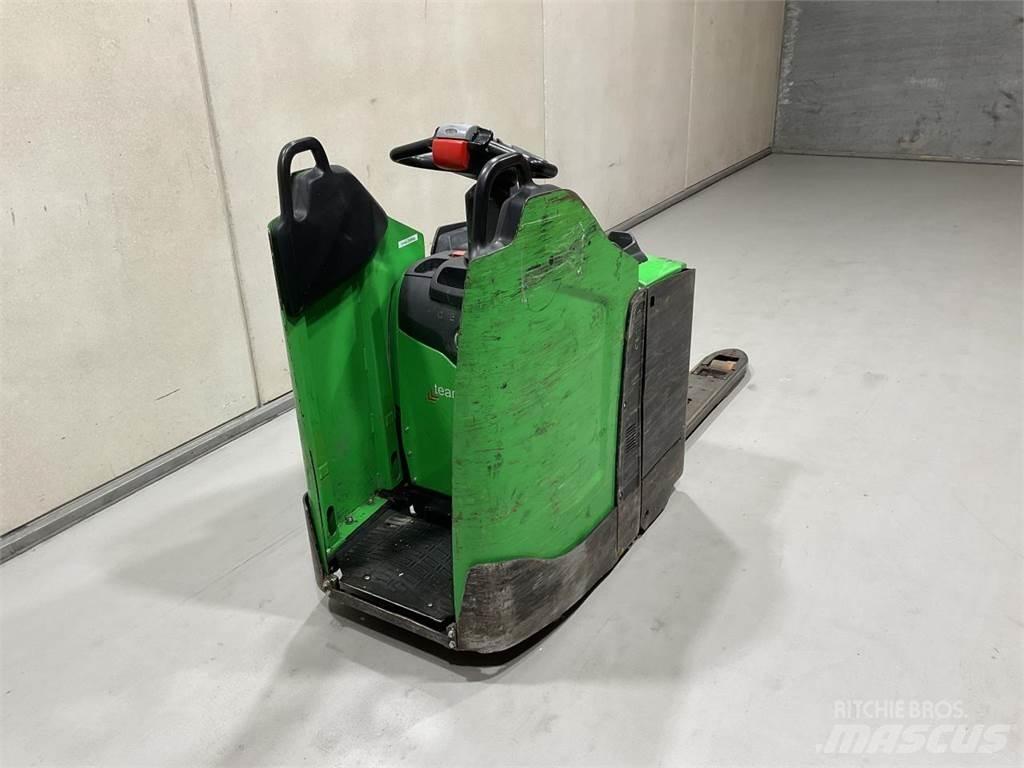 Cesab P320 Gabelstapler mit Fahrerstand
