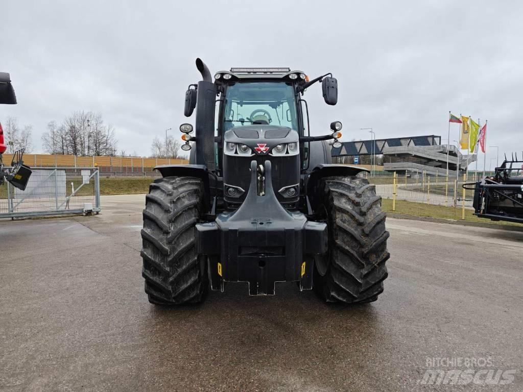 Massey Ferguson 8740 Traktoren