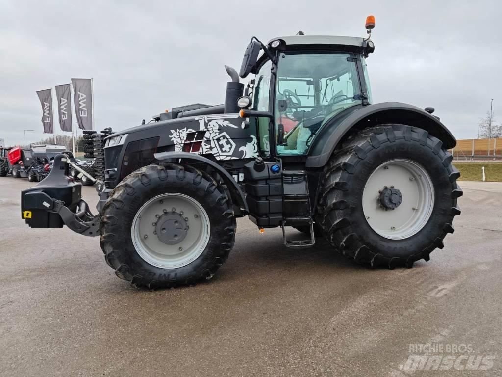 Massey Ferguson 8740 Traktoren