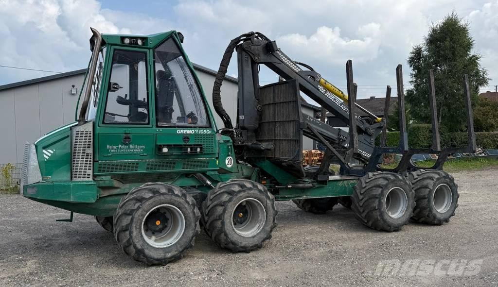 Gremo 1050F Forwarder