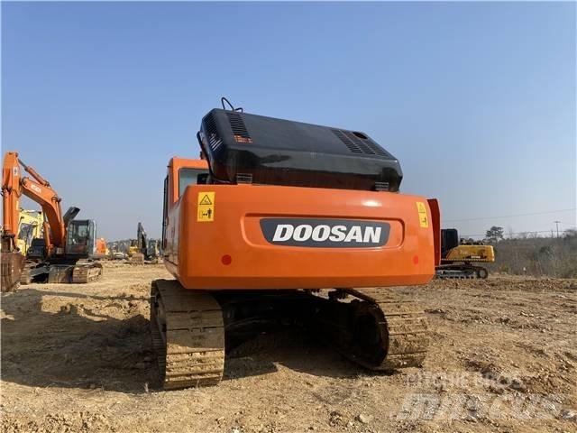 Doosan DH 300 Raupenbagger