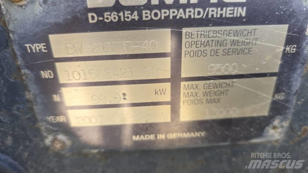 Bomag BW 211 D-40 Tandemwalzen
