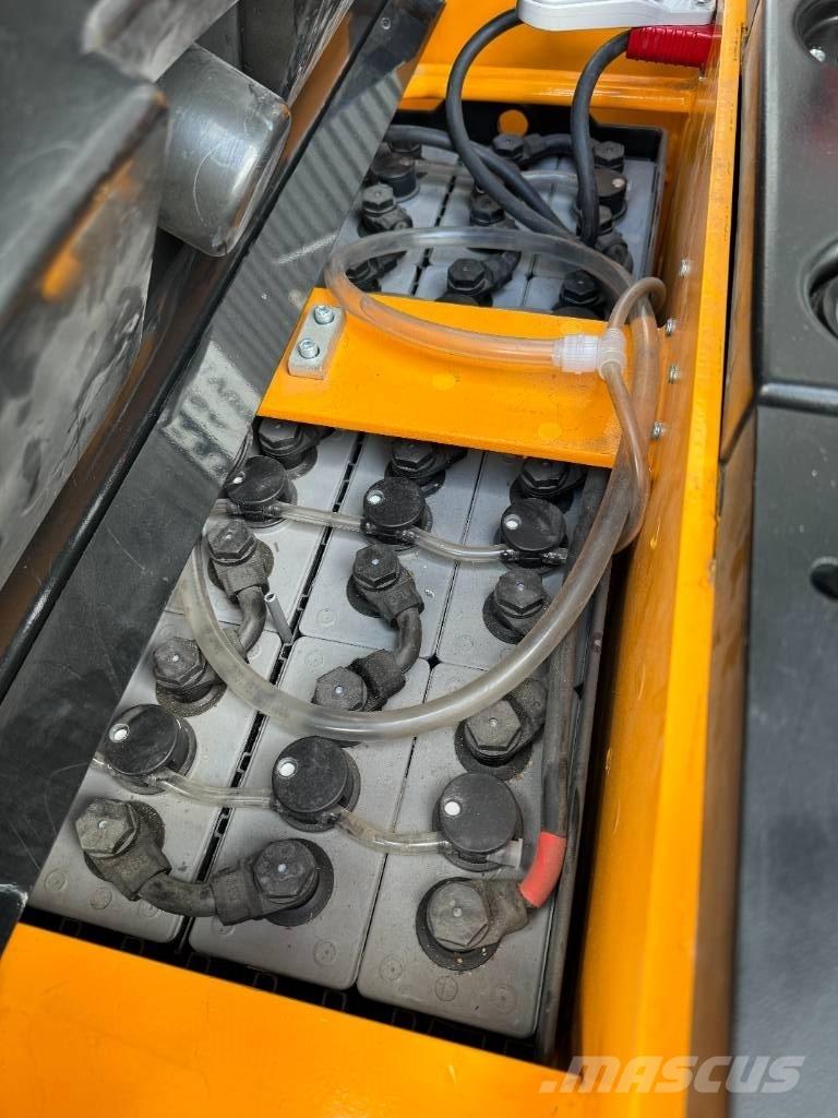 Hyundai 15ESR Selbstfahrstapler