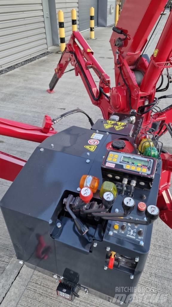 Unic URW 295 Minikrane