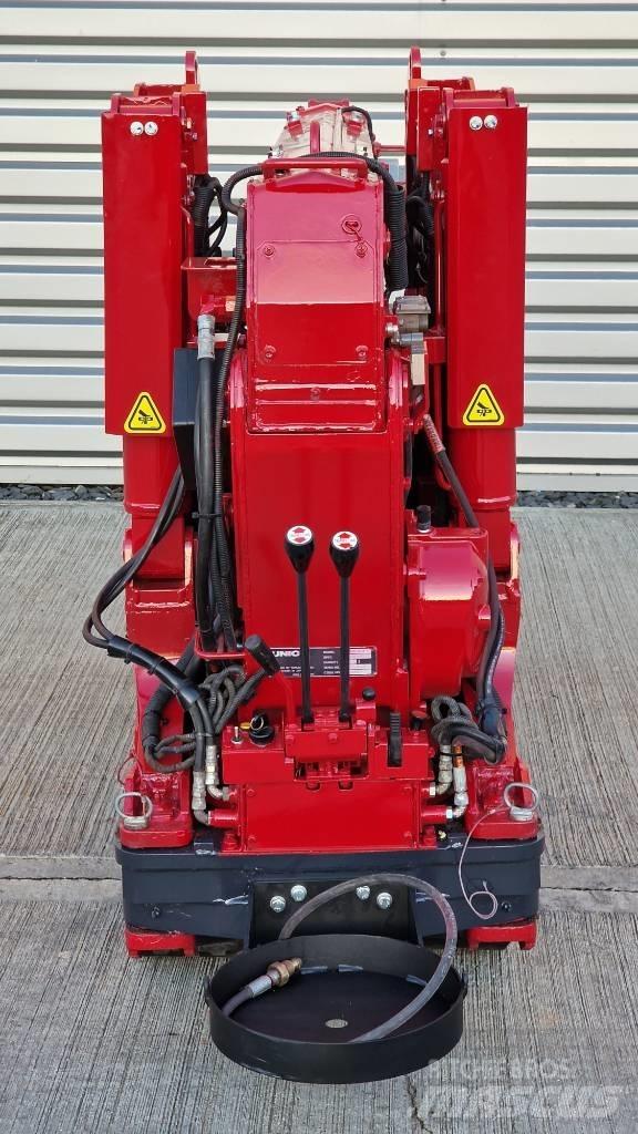Unic URW 295 Minikrane