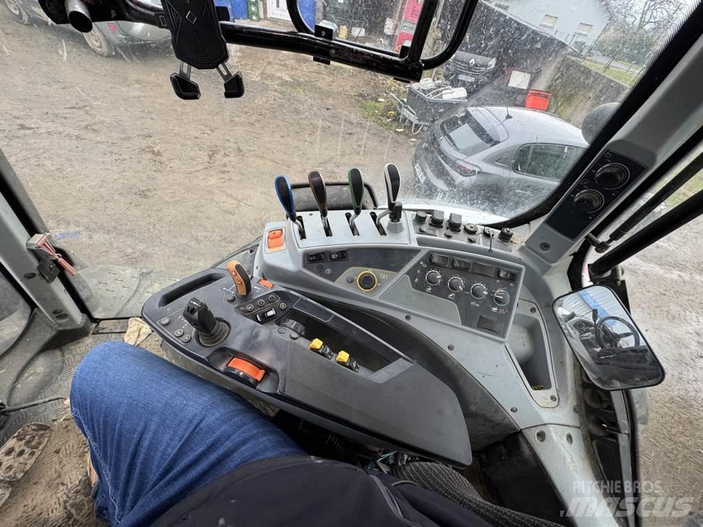 Valtra N174 Traktoren