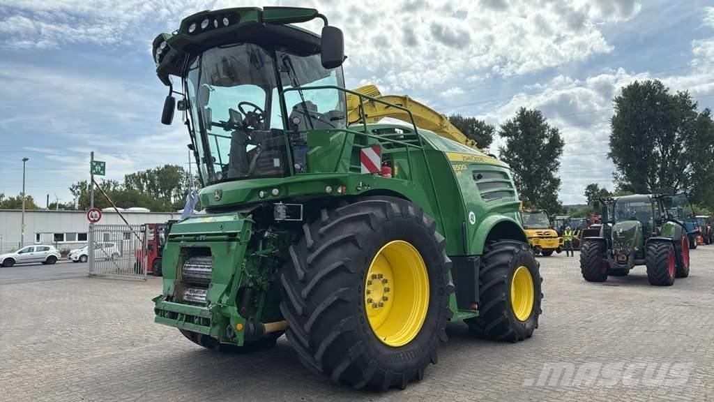 John Deere 8500 0 Harvester