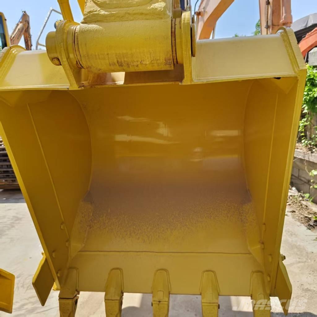 Komatsu PC 220-7 Raupenbagger