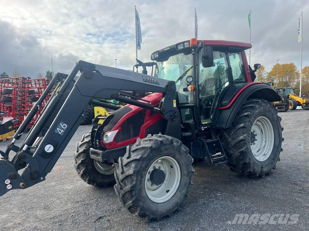 Valtra N 103 Traktoren