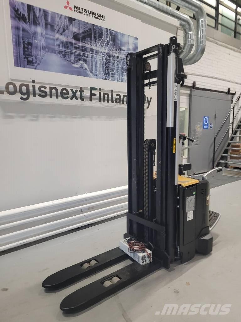 CAT NSV 16N ( MYYTY ) Selbstfahrstapler