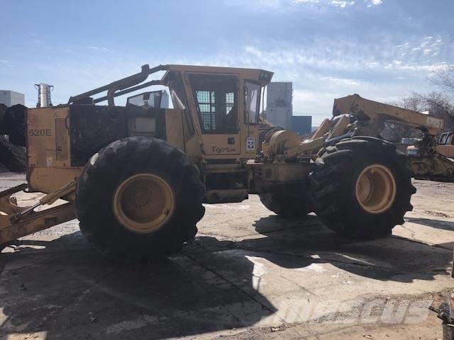 Tigercat 620 Stammholzschlepper