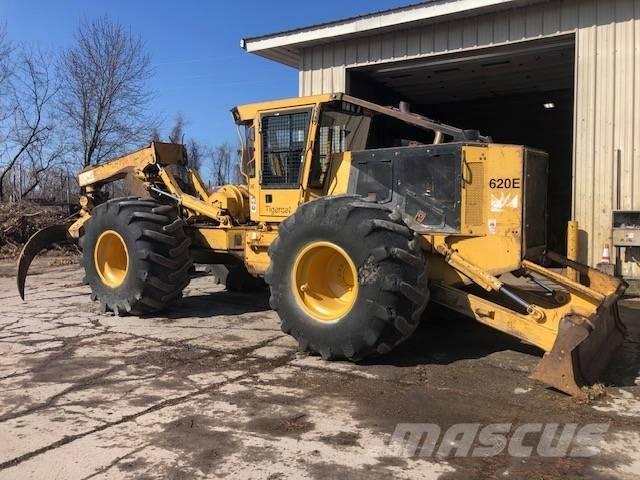Tigercat 620 Stammholzschlepper