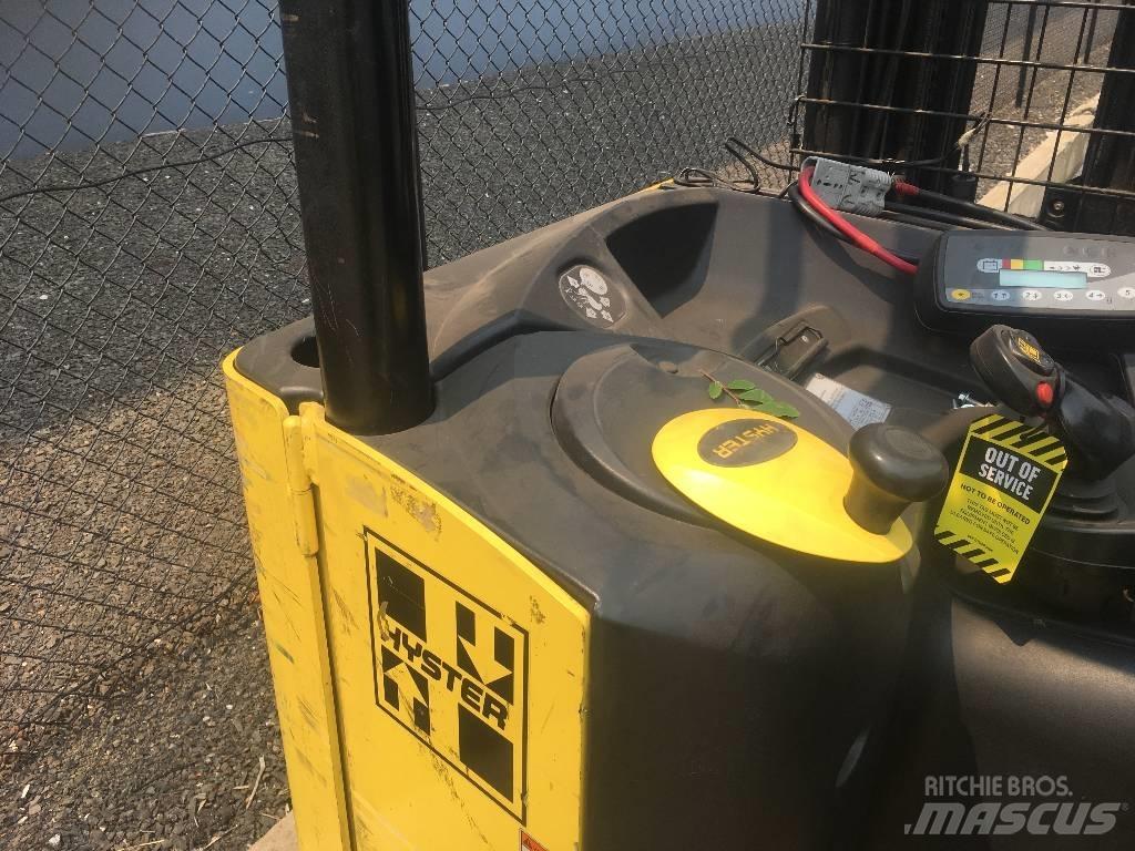 Hyster N35ZDR Schubmaststapler