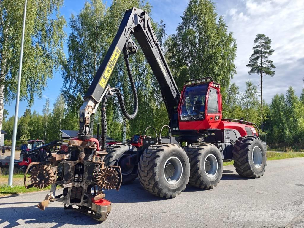Komatsu 951 Harvester