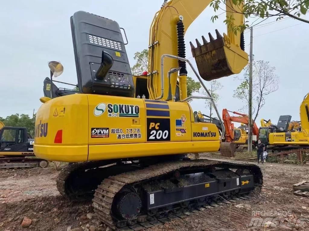 Komatsu 200-8 Raupenbagger