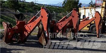 Bobcat 811 Tieflöffel