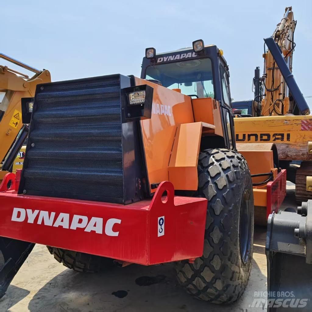 Dynapac CA25D Walzenzüge