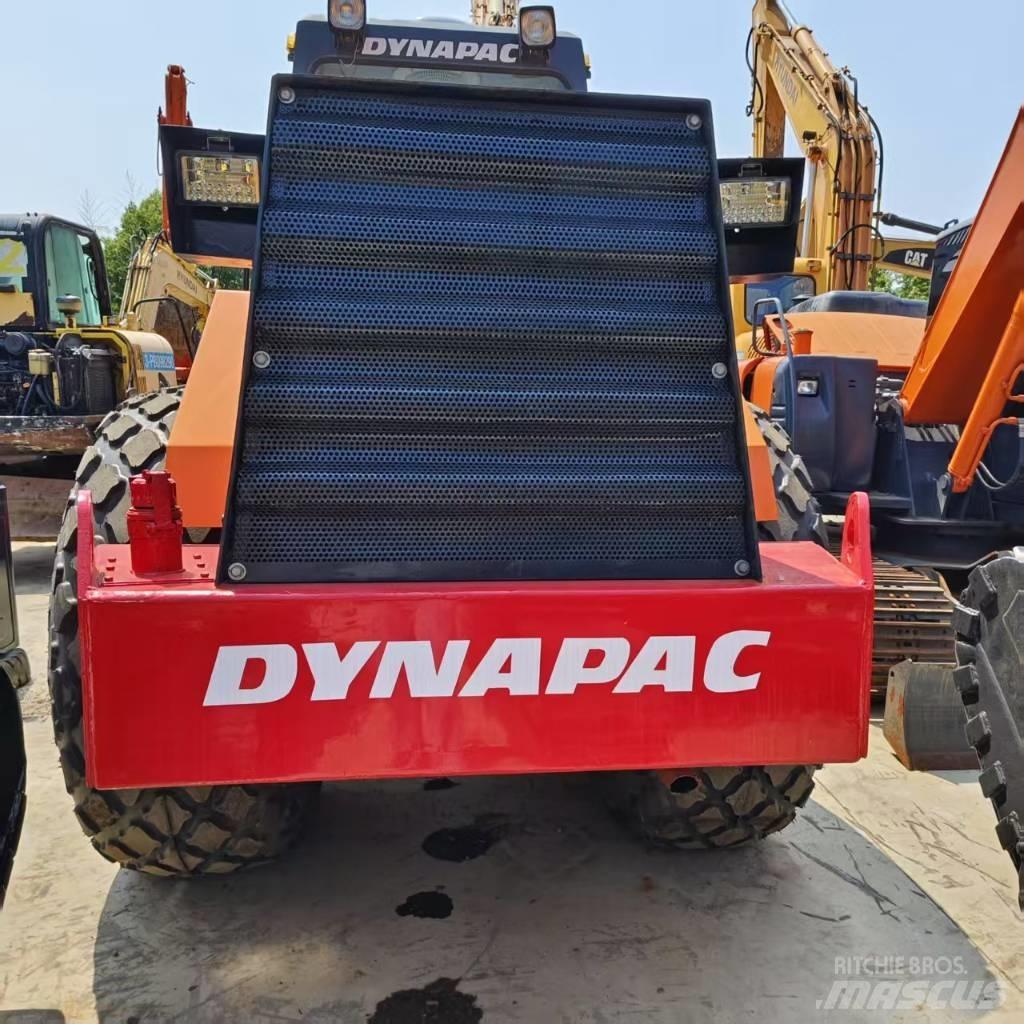Dynapac CA25D Walzenzüge