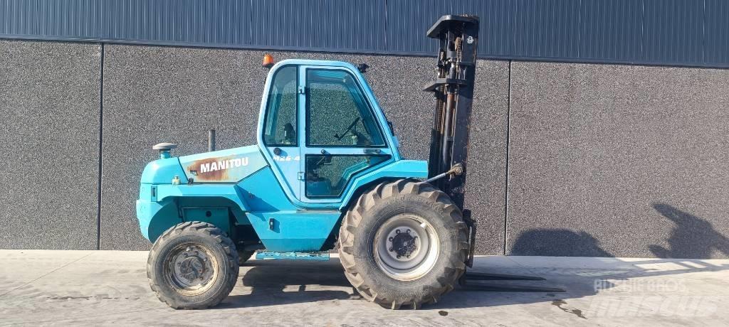 Manitou M 26.4 Geländestapler