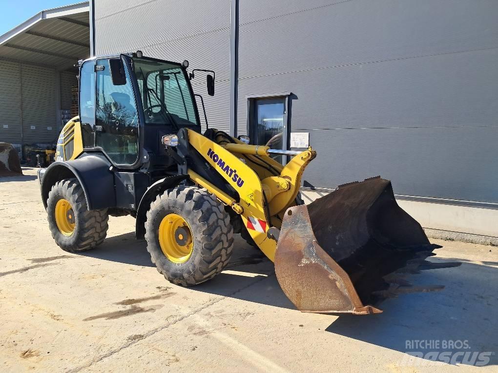 Komatsu WA100M-8 Radlader