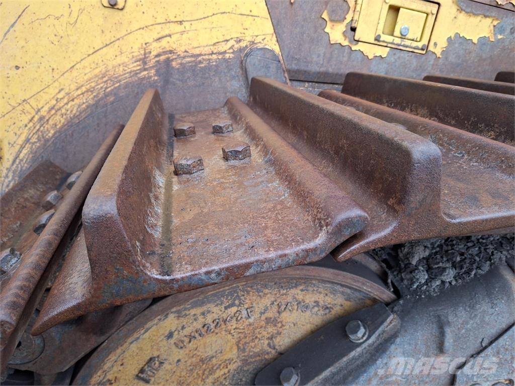 Komatsu D275 AX Sonstige Baumaschinen