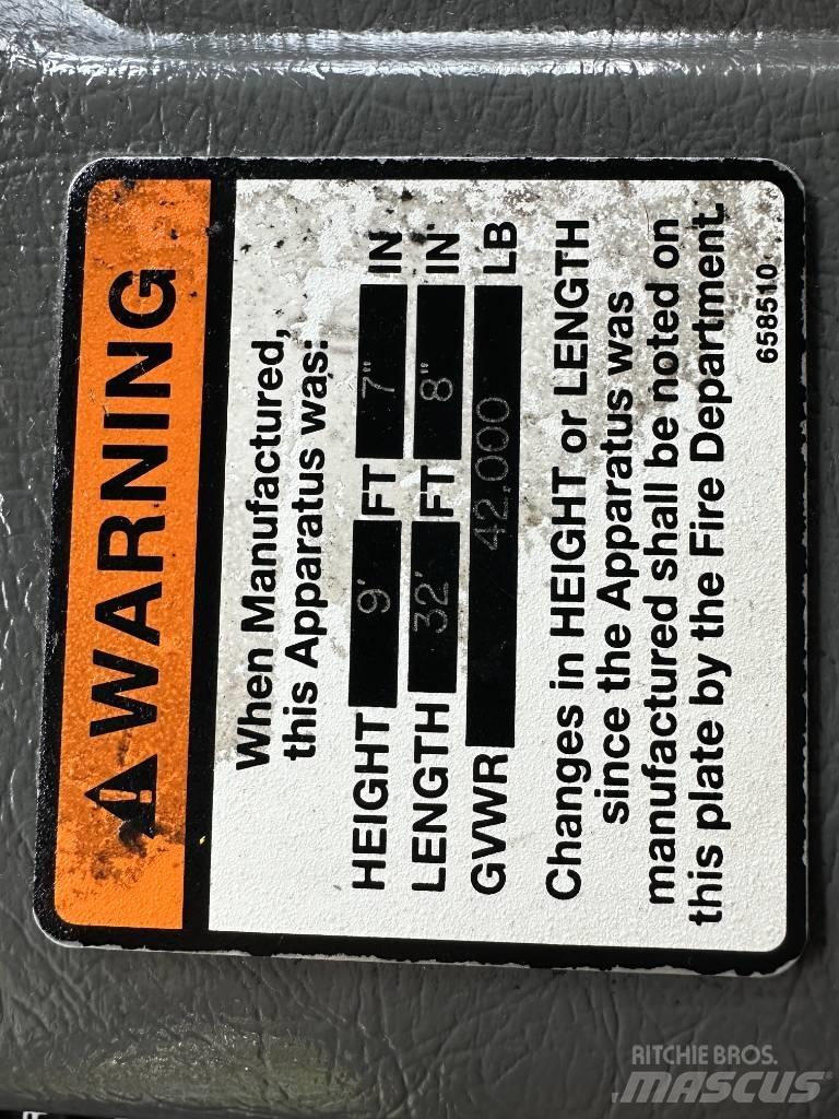 E-one Typoon Löschfahrzeuge
