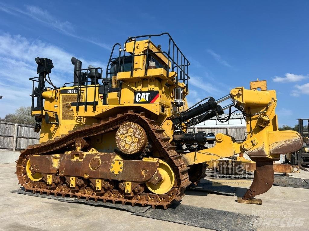 CAT D 10 T 2 Bulldozer