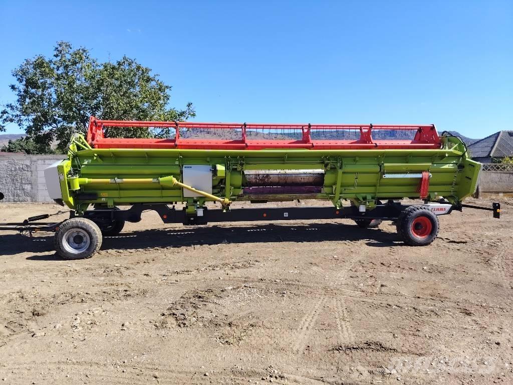 CLAAS Lexion 7400 Mähdrescher