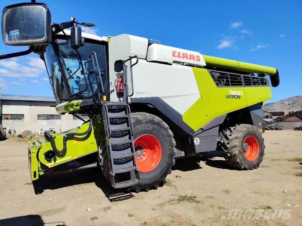 CLAAS Lexion 7400 Mähdrescher