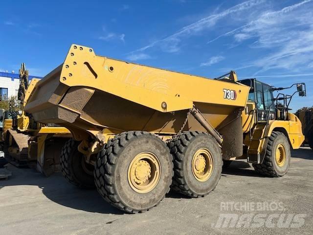 CAT 730 Dumper - Knickgelenk