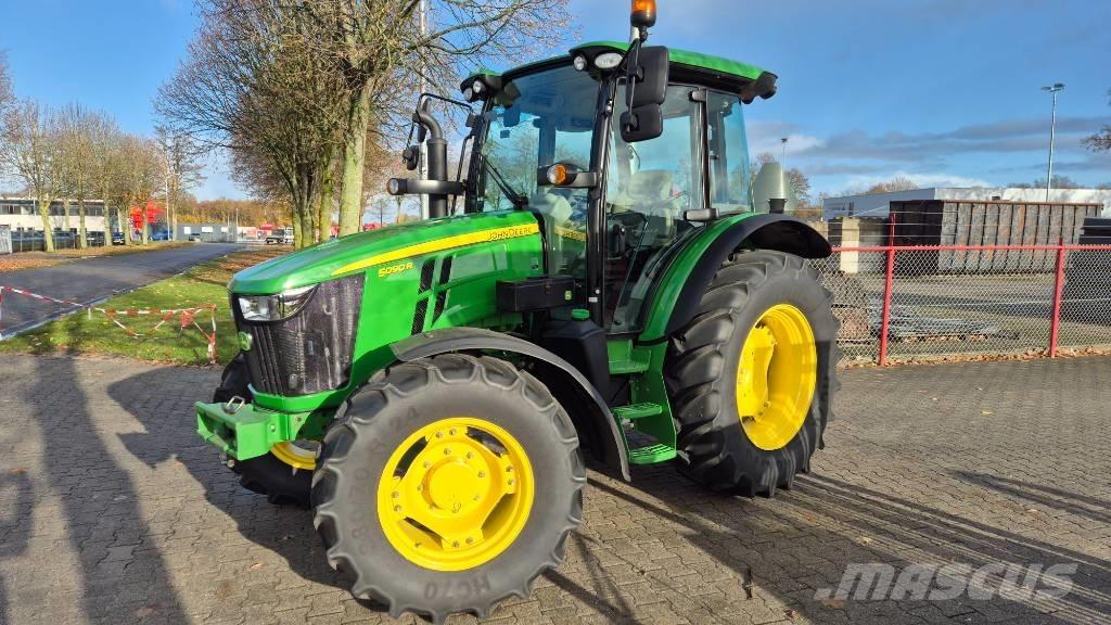 John Deere 5090 R Traktoren