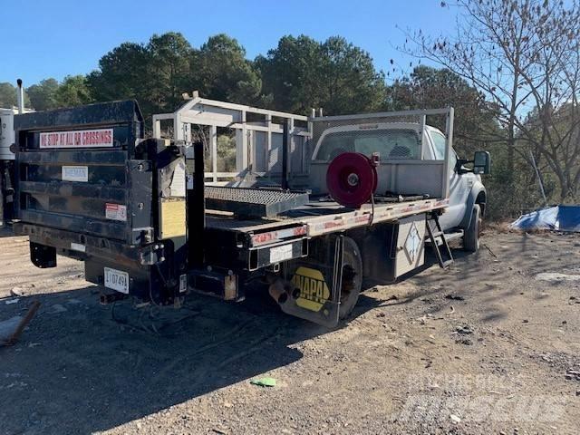 Ford F 450 XL SD Andere Fahrzeuge