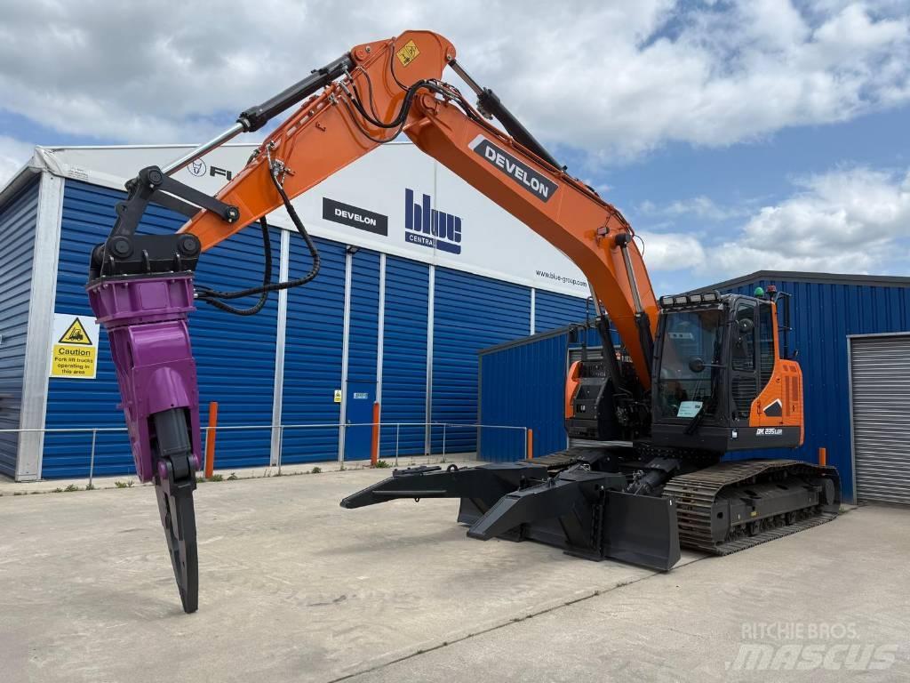 Develon DX 235 LCR-7 Raupenbagger