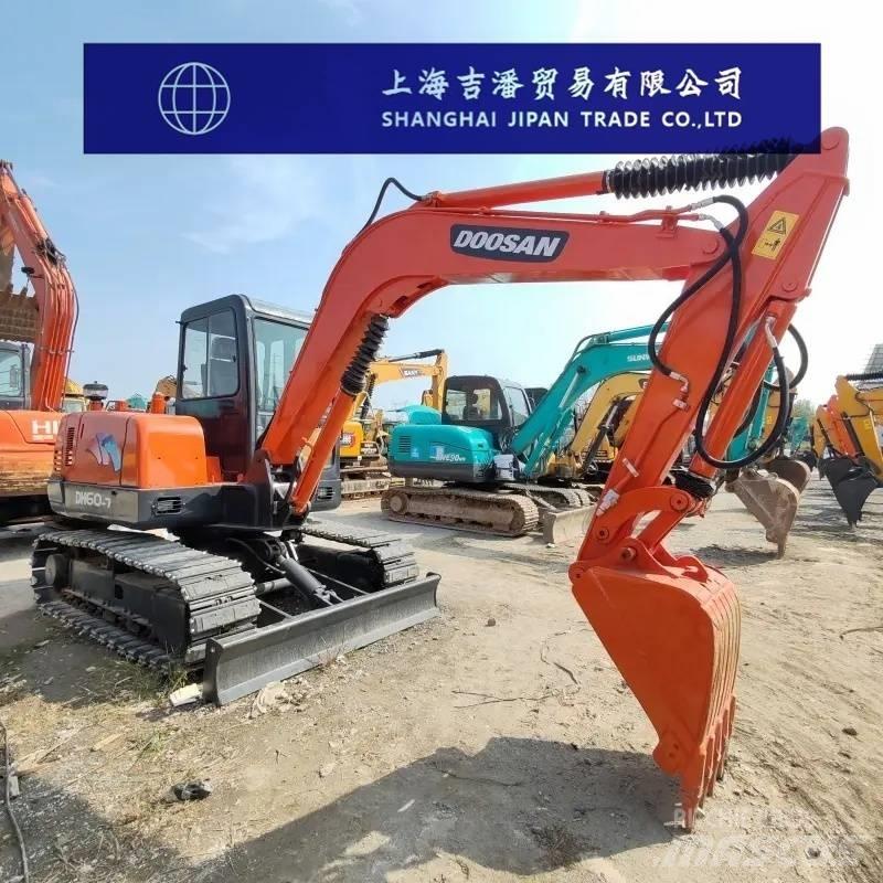 Doosan DH 60 Minibagger < 7t