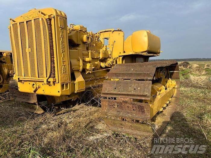 CAT D4 - Bulldozer