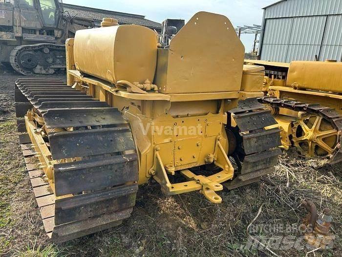 CAT D4 - Bulldozer
