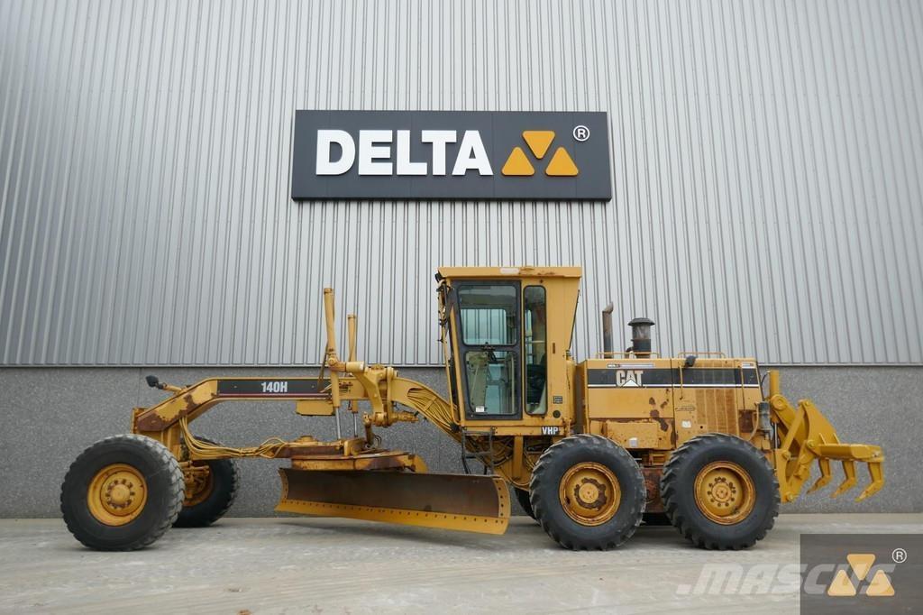 CAT 140H Grader