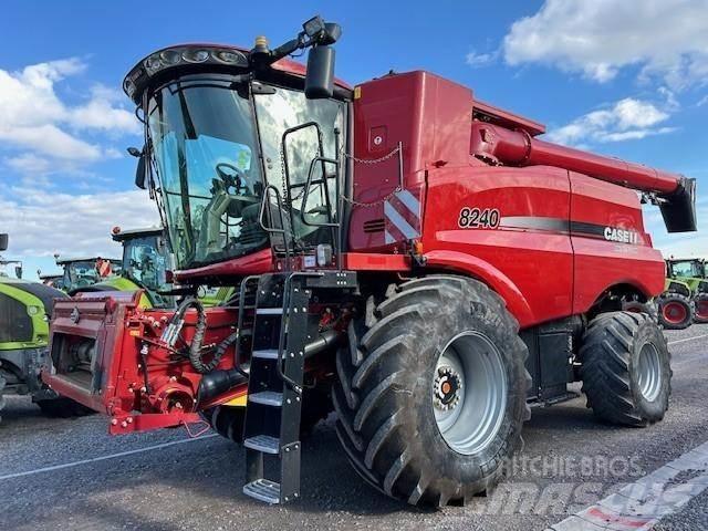 Case IH AF 8240 Mähdrescher