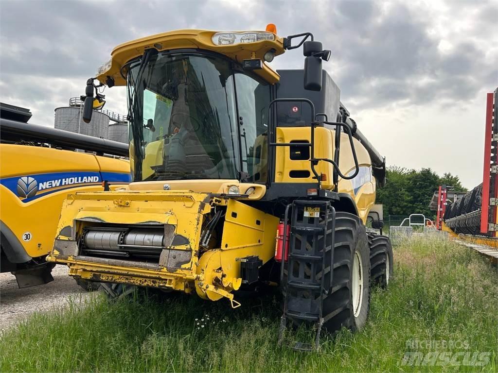 New Holland CR 980 Mähdrescher